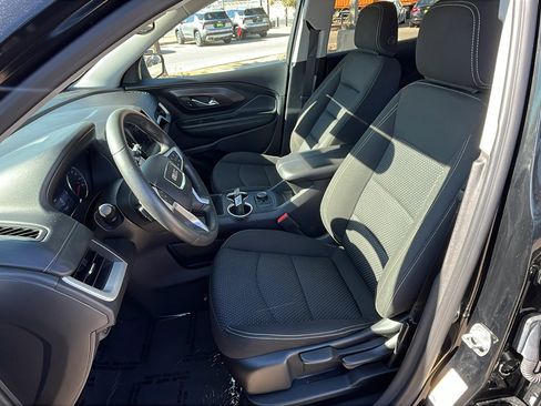 Certified 2024 GMC Terrain SLE image 10