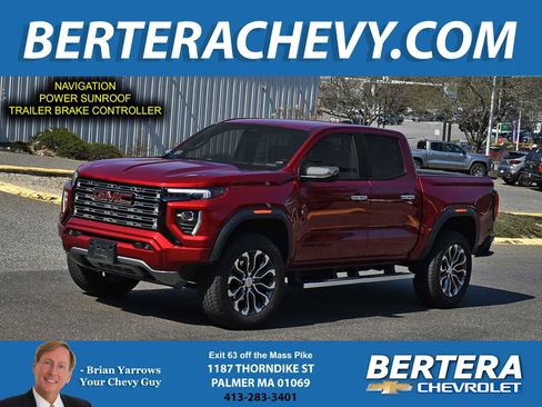 Used 2023 GMC Canyon Denali AWD/4WD image 1