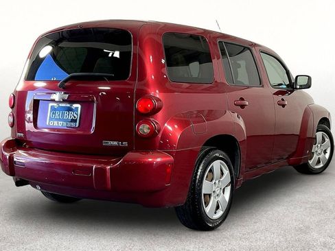 Used 2009 Chevrolet HHR LS image 2