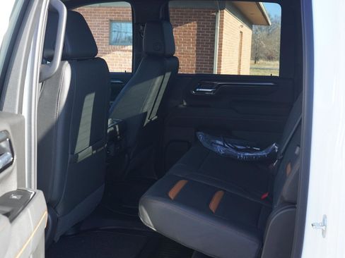 New 2026 GMC Sierra 2500 AT4 w/ AT4 Premium Plus Package image 29