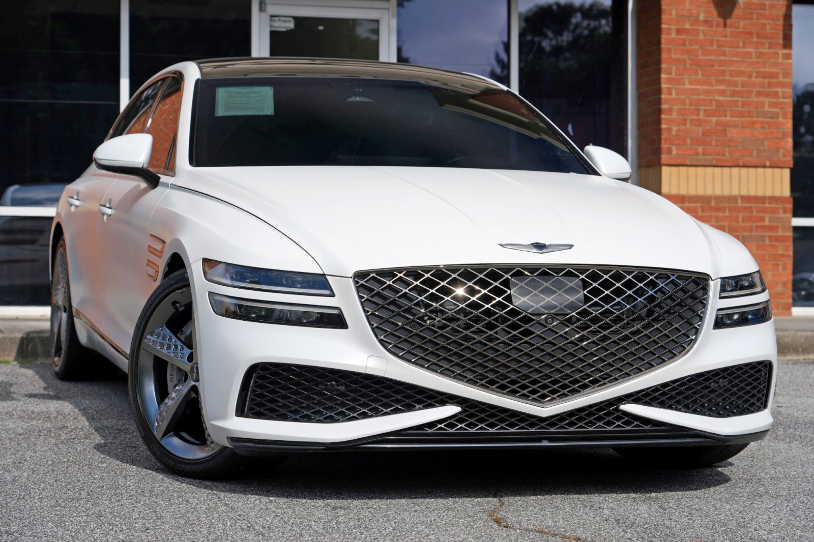 Used 2022 Genesis G80 3.5T Sport w/ Sport Prestige Package AWD/4WD image 2