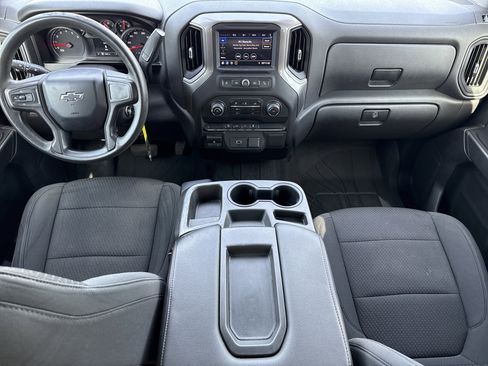 Used 2020 Chevrolet Silverado 1500 Custom Trail Boss w/ Custom Convenience Package image 27