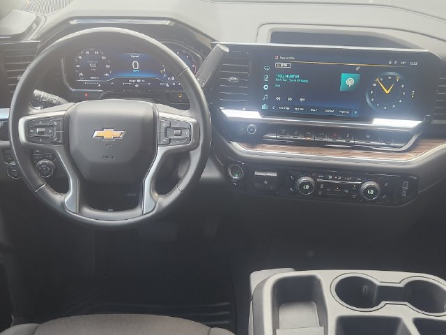 Used 2025 Chevrolet Silverado 3500 LT w/ Safety Package AWD/4WD image 27