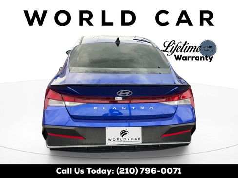 Used 2025 Hyundai Elantra Sport FWD image 6