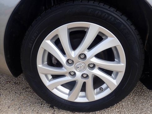 Used 2012 MAZDA MAZDA3 i Touring FWD image 29
