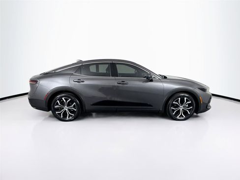 Used 2024 Toyota Crown Limited image 5