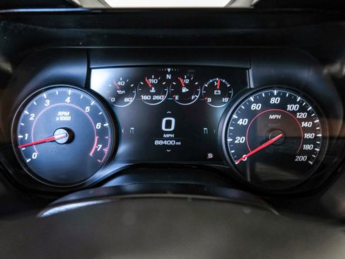 Used 2018 Chevrolet Camaro SS image 16