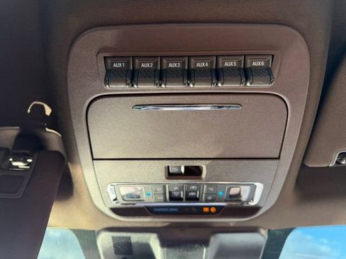 Used 2025 Ford F350 King Ranch w/ Chrome Package image 21