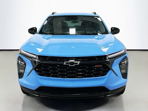 Used 2024 Chevrolet Trax RS image 4