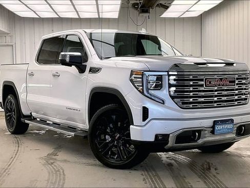 Certified 2025 GMC Sierra 1500 Denali w/ Technology Package image 35