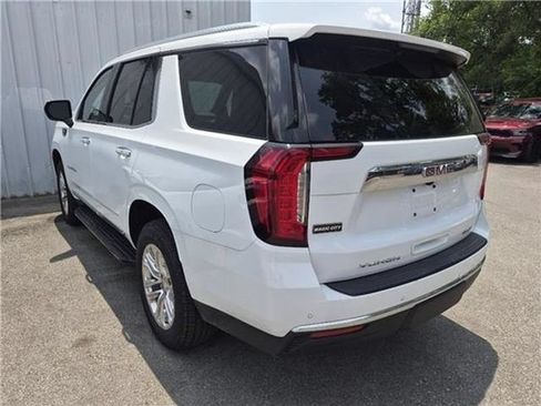 Used 2024 GMC Yukon SLT AWD/4WD image 48