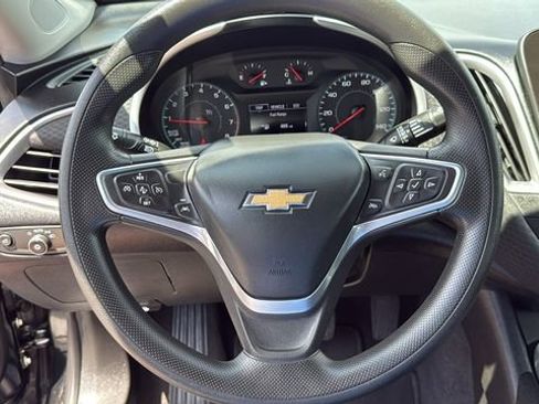 Used 2023 Chevrolet Malibu LT image 15