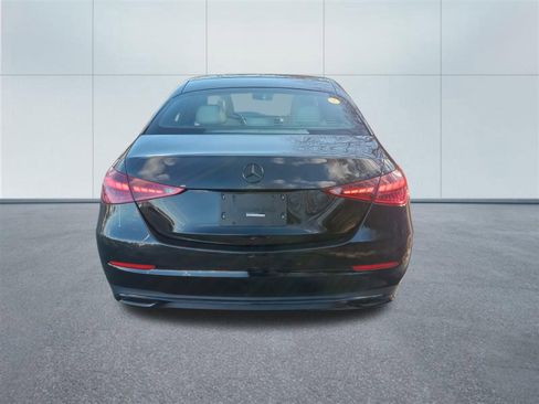 Used 2022 Mercedes-Benz C 300 4MATIC Sedan image 4