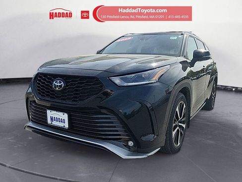 Used 2022 Toyota Highlander XSE AWD/4WD image 1