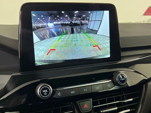 Used 2025 Ford Escape ST-Line image 18