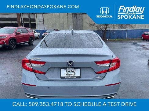 Used 2021 Honda Accord Touring image 3