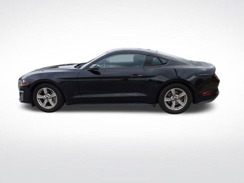 Used 2023 Ford Mustang Coupe RWD image 10