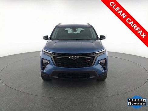 Used 2024 Chevrolet Traverse RS image 3