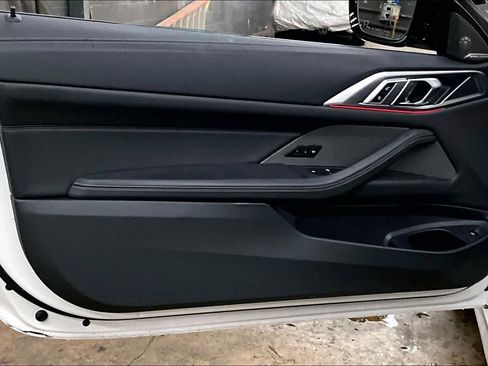 Certified 2025 BMW M440i Convertible w/ Premium Package image 25