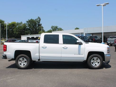 Used 2018 Chevrolet Silverado 1500 LT w/ All Star Edition RWD image 11