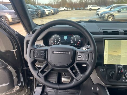 New 2026 Land Rover Defender 110 V8 image 13