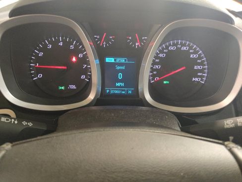 Used 2017 Chevrolet Equinox LT w/ Convenience Package FWD image 23