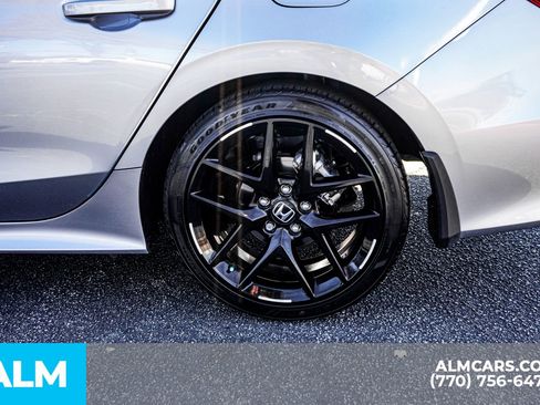 Used 2023 Honda Civic Sport image 16