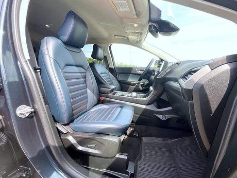 Used 2024 Ford Edge SEL w/ Sport Appearance Package AWD/4WD image 16