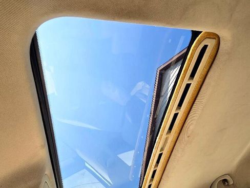 Used 2013 Volkswagen Passat 2.5 SE image 26