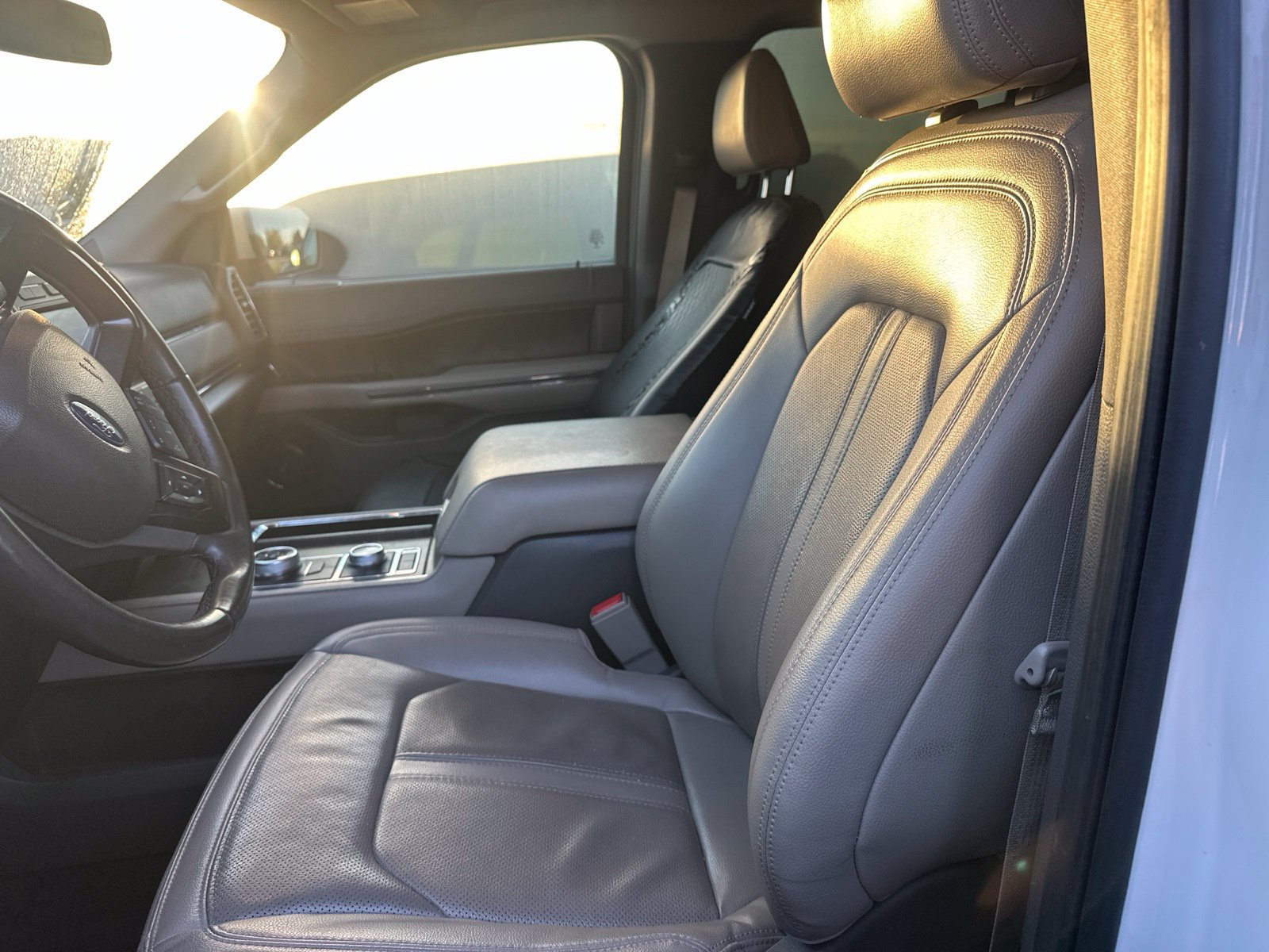 Used 2021 Ford Expedition Max Limited AWD/4WD image 10