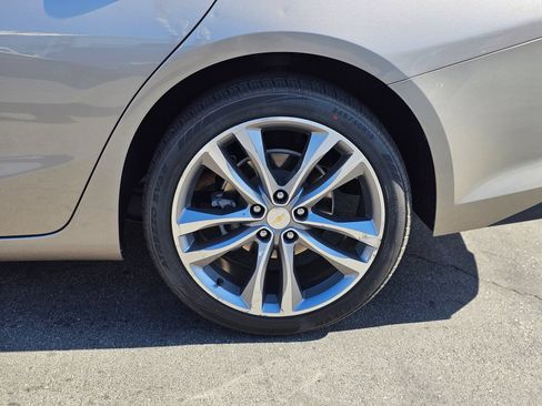 Used 2023 Chevrolet Malibu LT FWD image 9