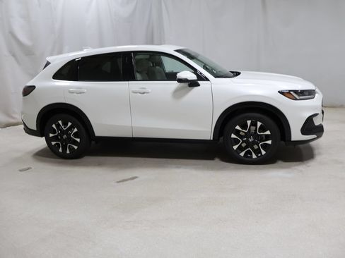 New 2027 Honda HR-V EX-L image 8