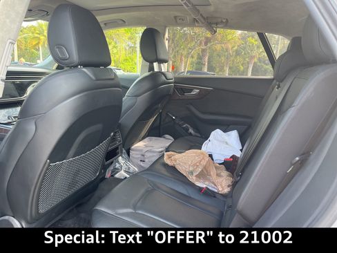 Used 2019 Audi Q8 Prestige w/ Luxury Package AWD/4WD image 24