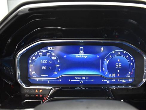 Used 2025 Chevrolet Silverado 1500 RST w/ Convenience Package II image 5