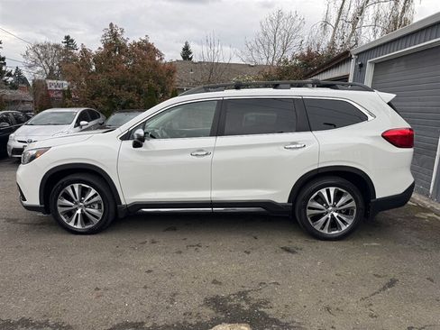 Used 2019 Subaru Ascent Touring w/ Popular Package #3 AWD/4WD image 4