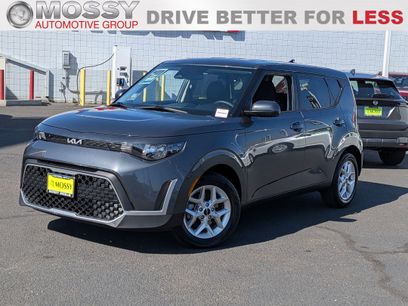 Used 2024 Kia Soul LX w/ Option Group 015