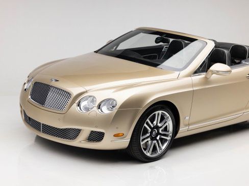 Used 2011 Bentley Continental GTC image 33
