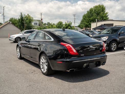 Used 2013 Jaguar XJ AWD image 2