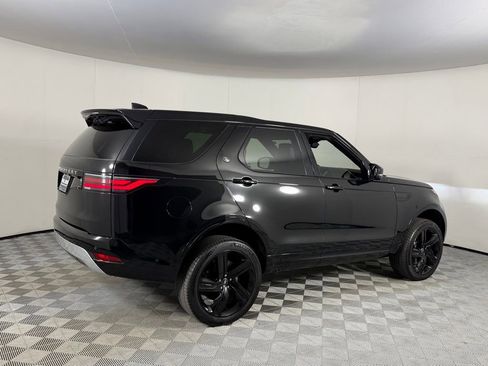 Used 2023 Land Rover Discovery Metropolitan Edition AWD/4WD image 4