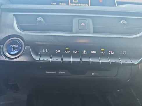 Used 2020 Lexus UX 250h w/ Accessory Package 2 AWD/4WD image 19
