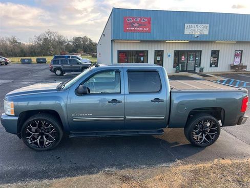 Used 2011 Chevrolet Silverado 1500 LT w/ All-Star Edition image 5