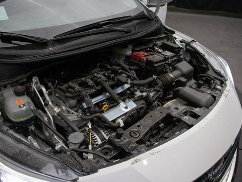 New 2025 Nissan Versa SV w/ Trunk Package image 28