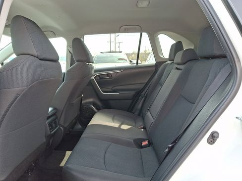 Used 2023 Toyota RAV4 LE image 10