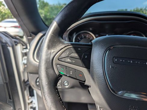 Used 2019 Dodge Challenger SXT RWD image 22