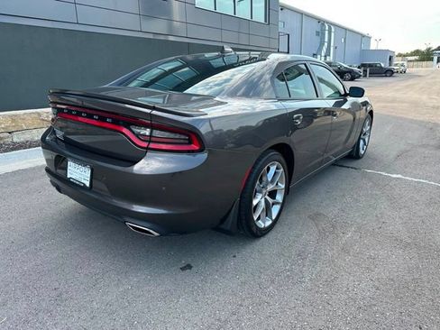 Used 2020 Dodge Charger SXT w/ Plus Group RWD image 3