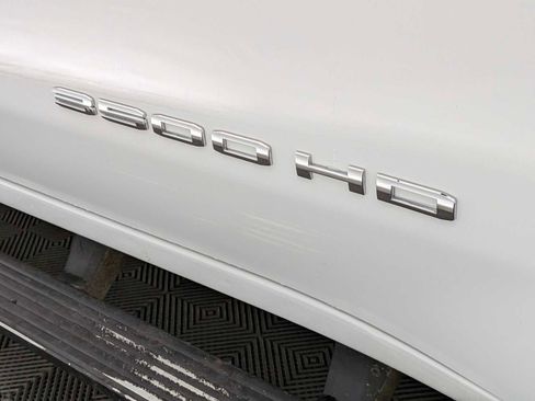 Used 2023 GMC Sierra 3500 SLE w/ SLE Convenience Package image 13