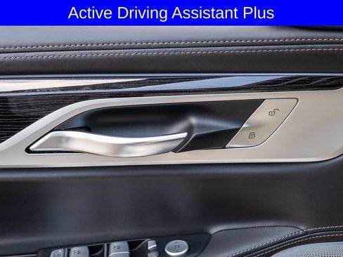 Used 2019 BMW 750i w/ Executive Package RWD image 13