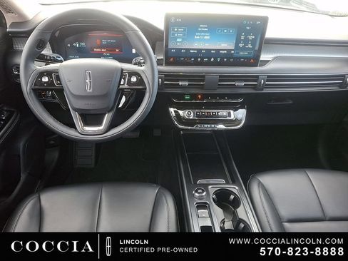 Certified 2024 Lincoln Corsair AWD image 11