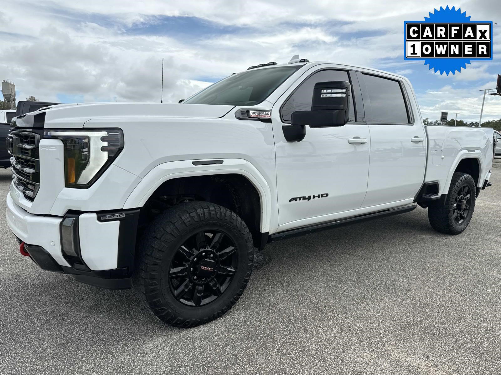 Used 2024 GMC Sierra 2500 AT4 w/ AT4 Premium Plus Package AWD/4WD image 8