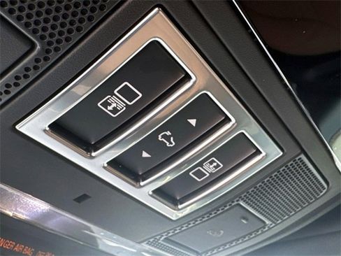 New 2025 Land Rover Discovery Dynamic SE image 25